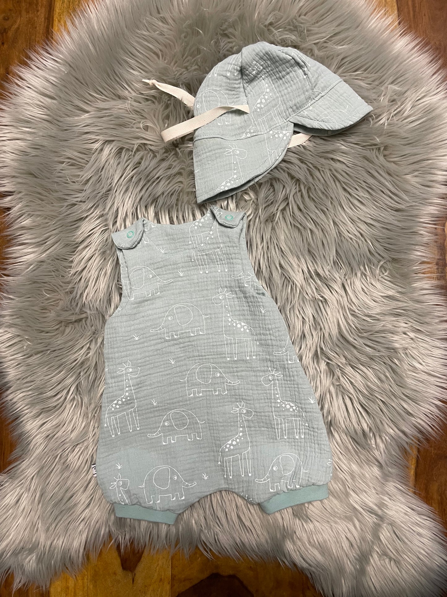 Größe: 62/68 Set Sommerstrampler und Sonnenhut