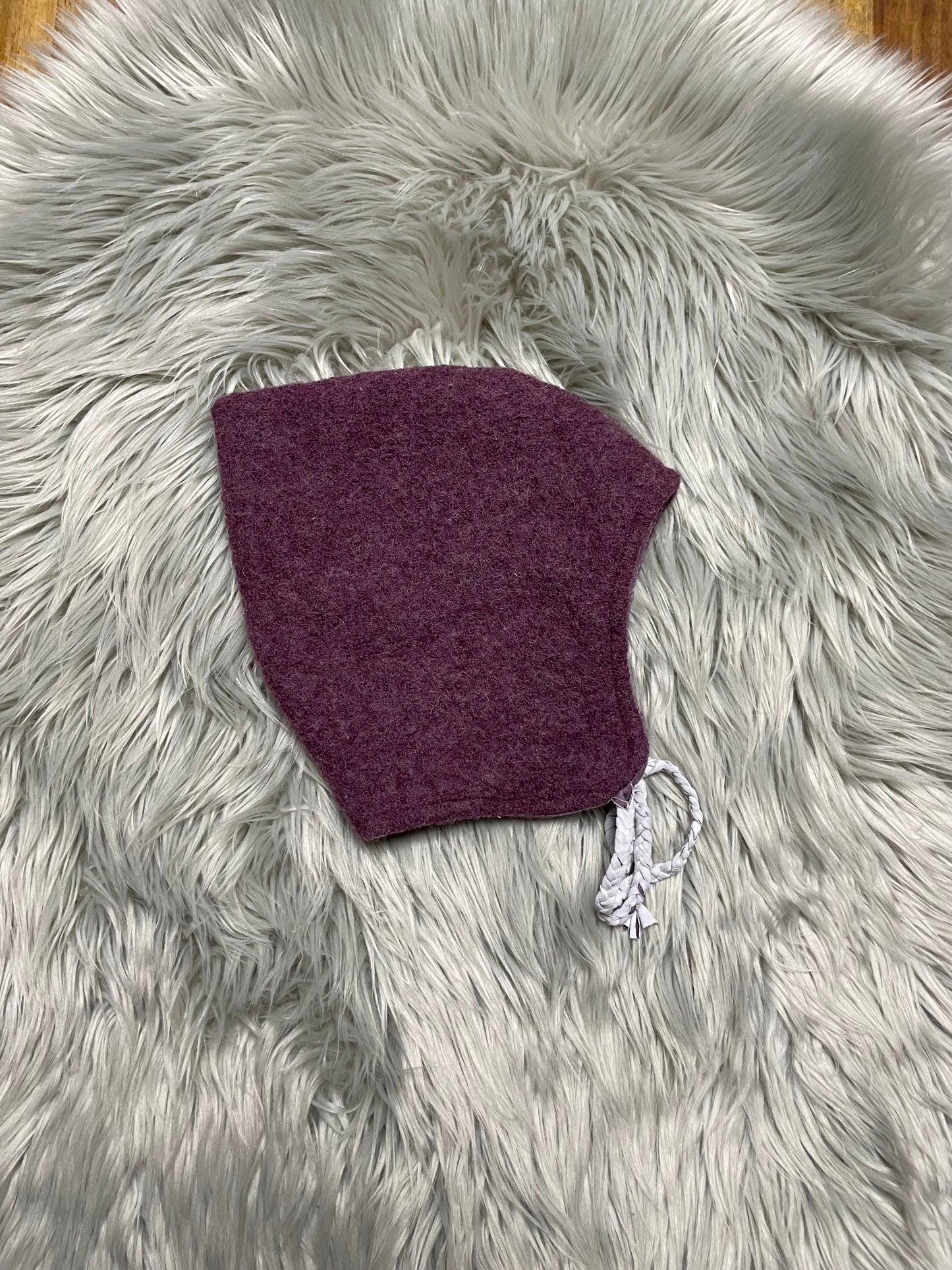 Größe: 44/45 Walkmütze "Lila"