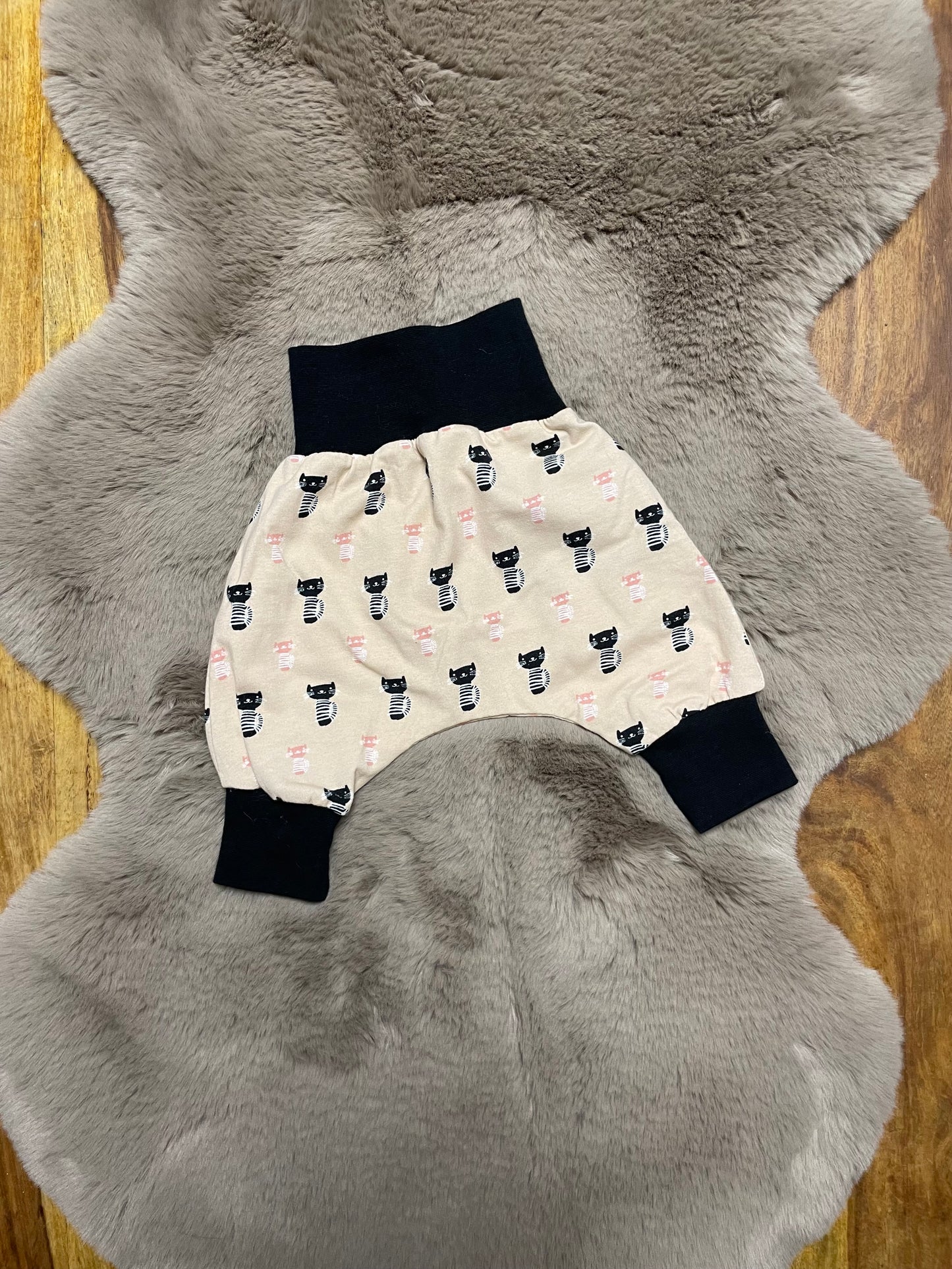 Größe: 56/62 Pumphose "cat"