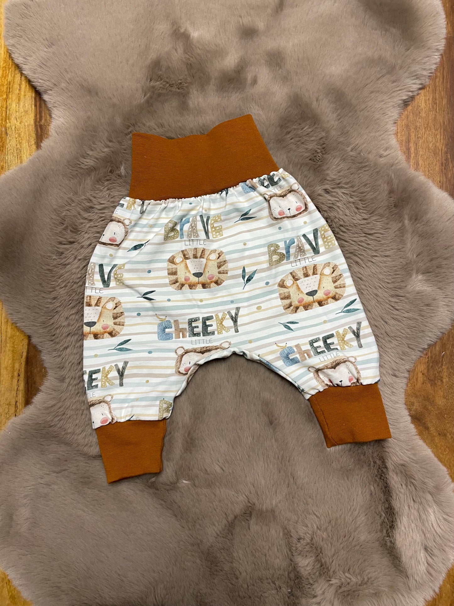 Größe: 62/68 Pumphose "Brave little"