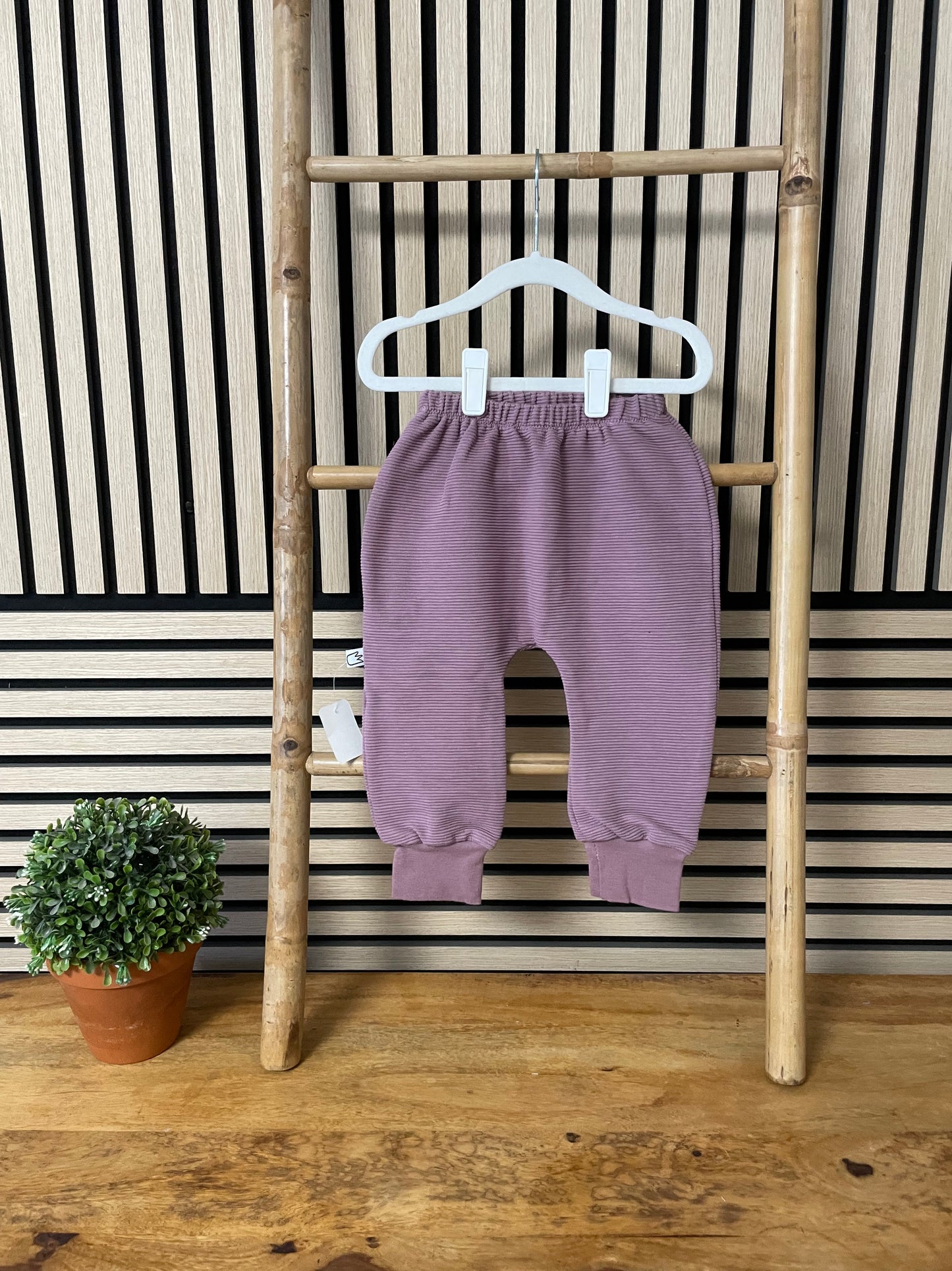 Größe: 86/92 Hose Mauve "Rosa"