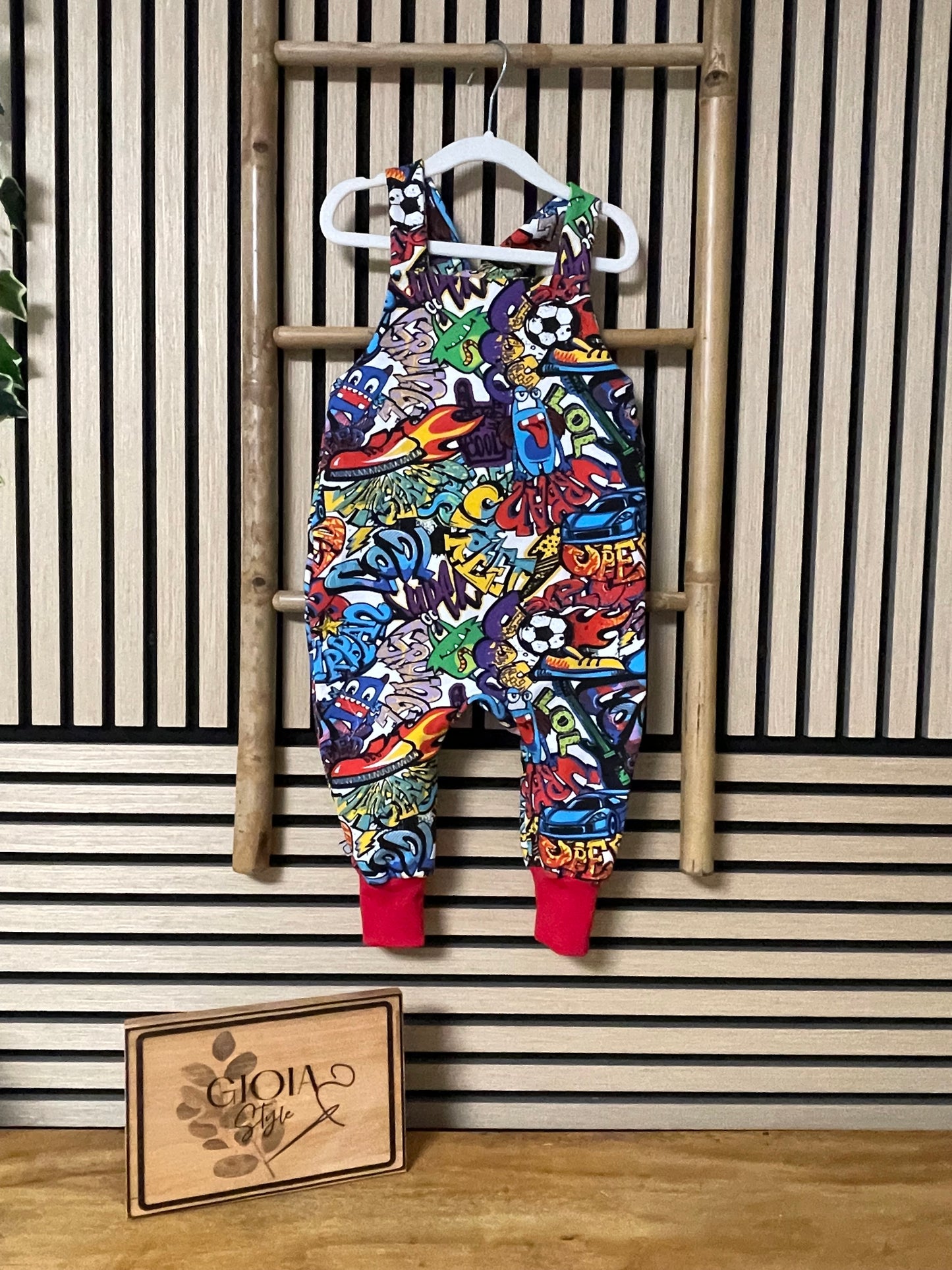 Größe: 92/98 "Grafiti Bunt"