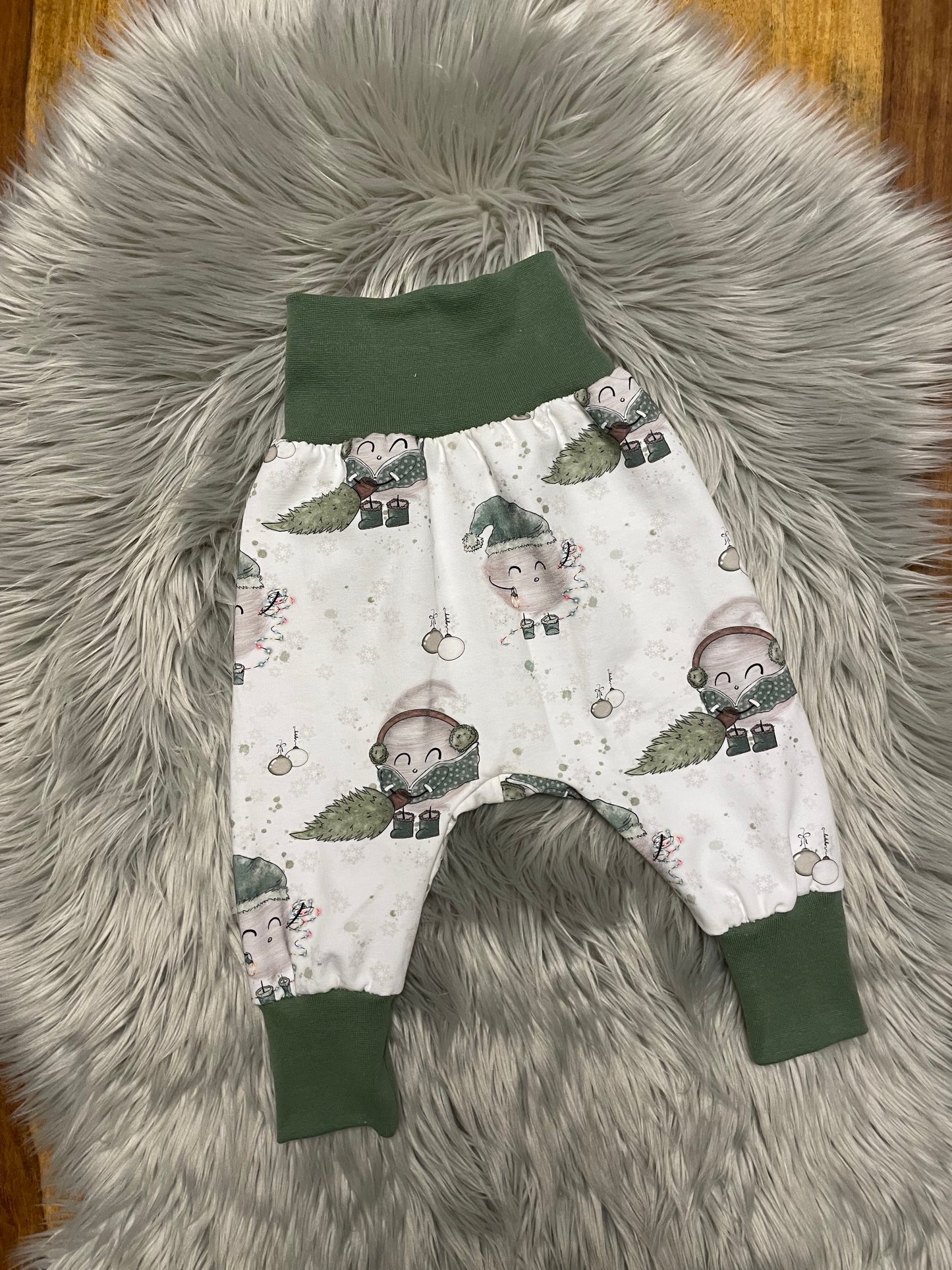 Größe: 74/80 Pumphose Weihnachtliche Zuckerwatte