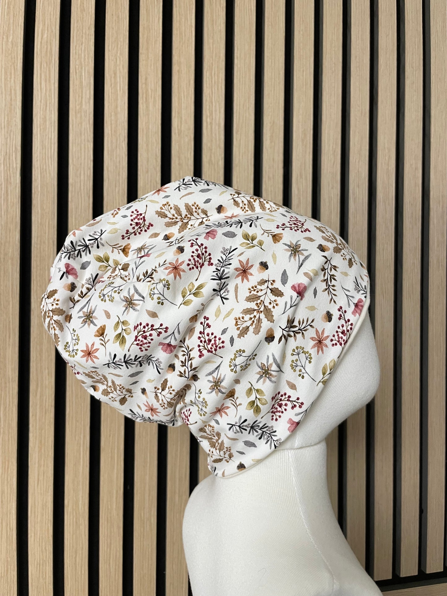 Größe: 50/52 Beanie "Floral"