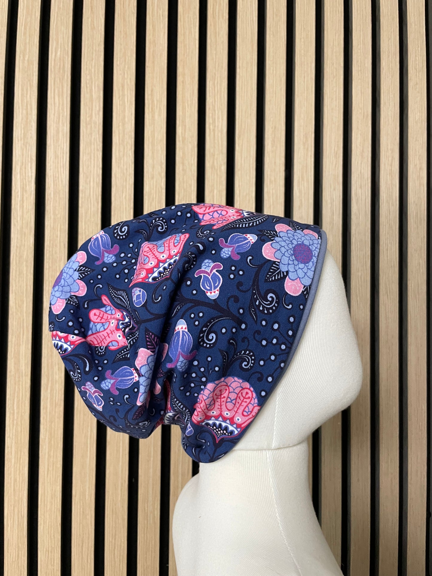 Größe: 50/52 Beanie Mosaik Blumen