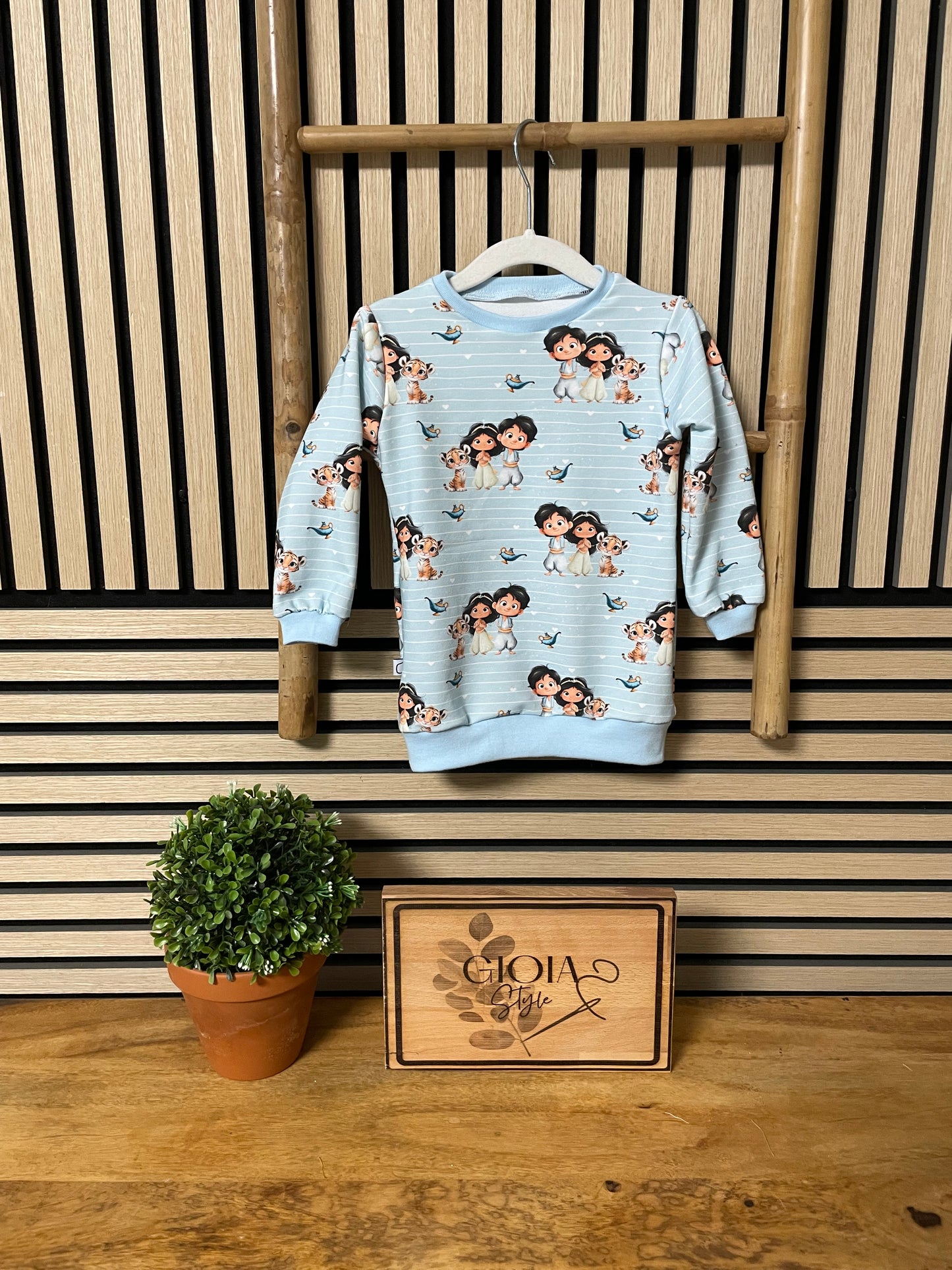 Größe: 86/92 Pulli Magic