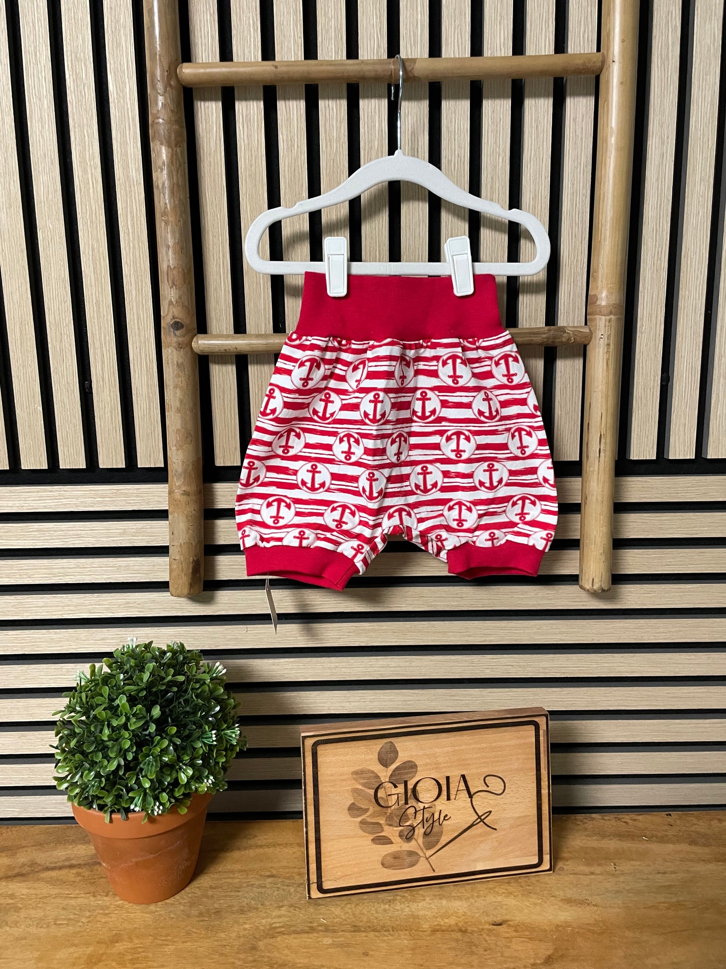 Größe: 98/104 kurze Pumphose