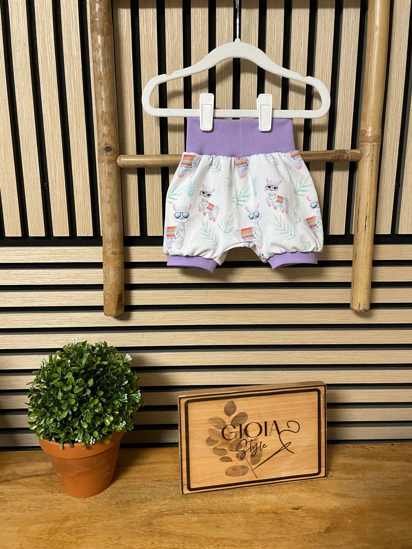 Größe: 68/74 kurze Pumphose Lama