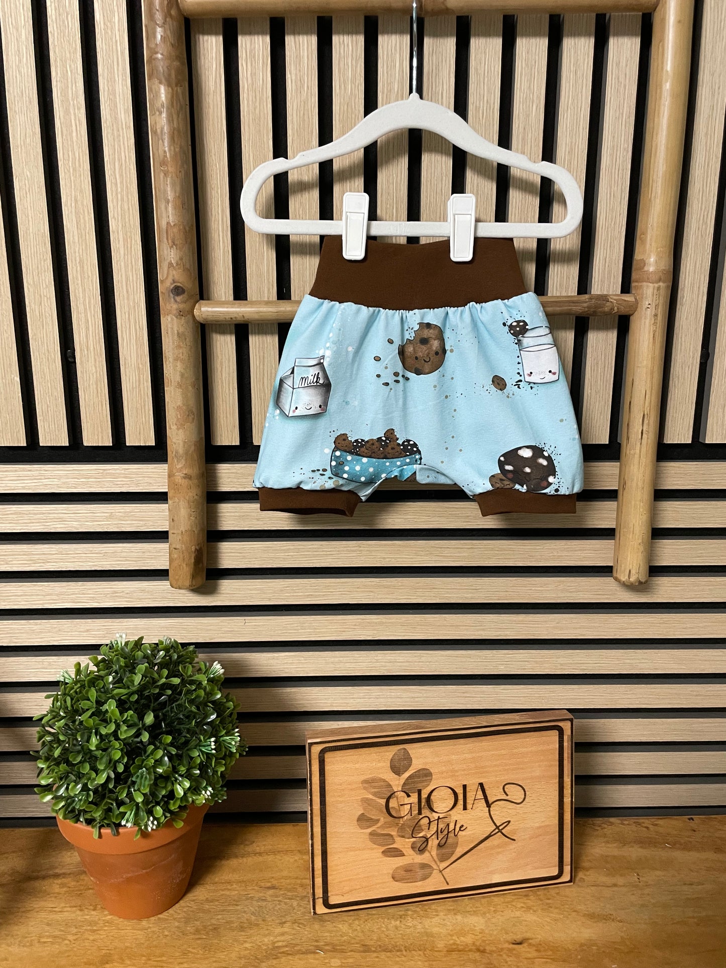 Größe: 68/74 kurze Pumphose Milk & Cookie