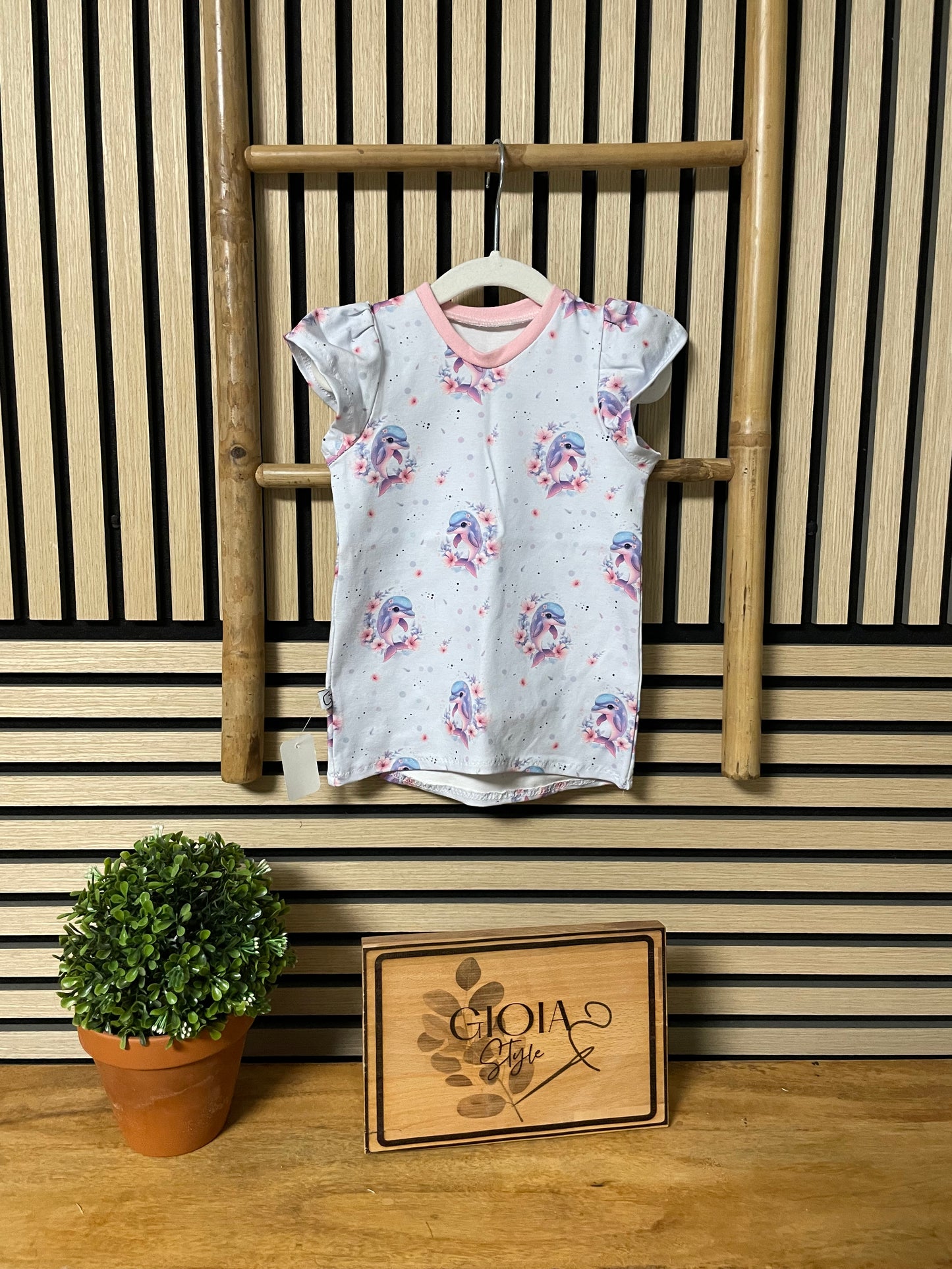 Größe: 98/104 Shirt Delfine
