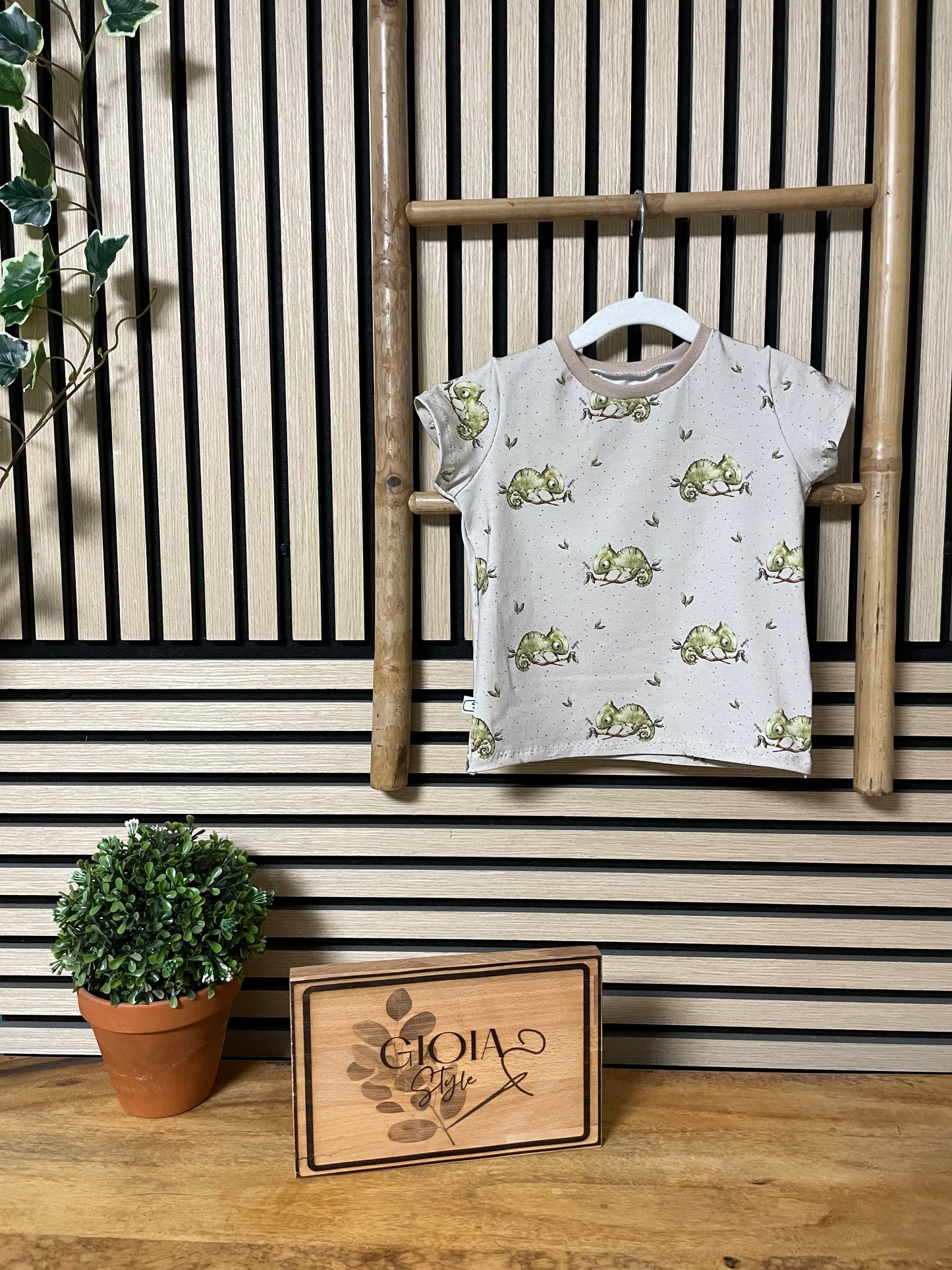 Größe: 86/92 Shirt Camelion