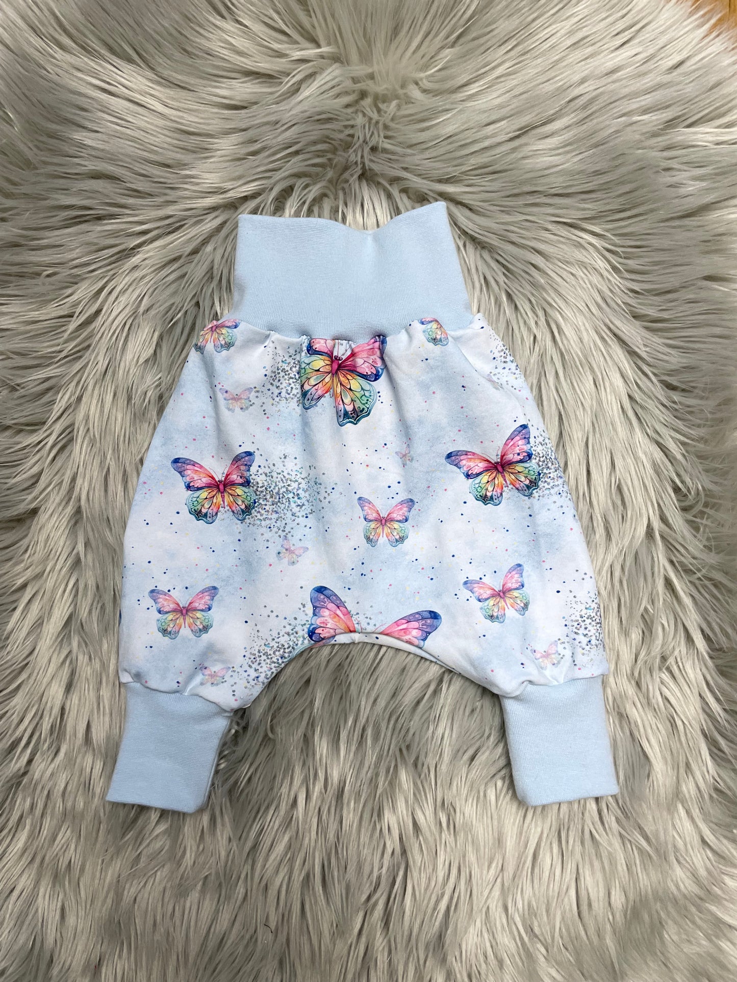 Größe: 50/56 Pumphose Schmetterling