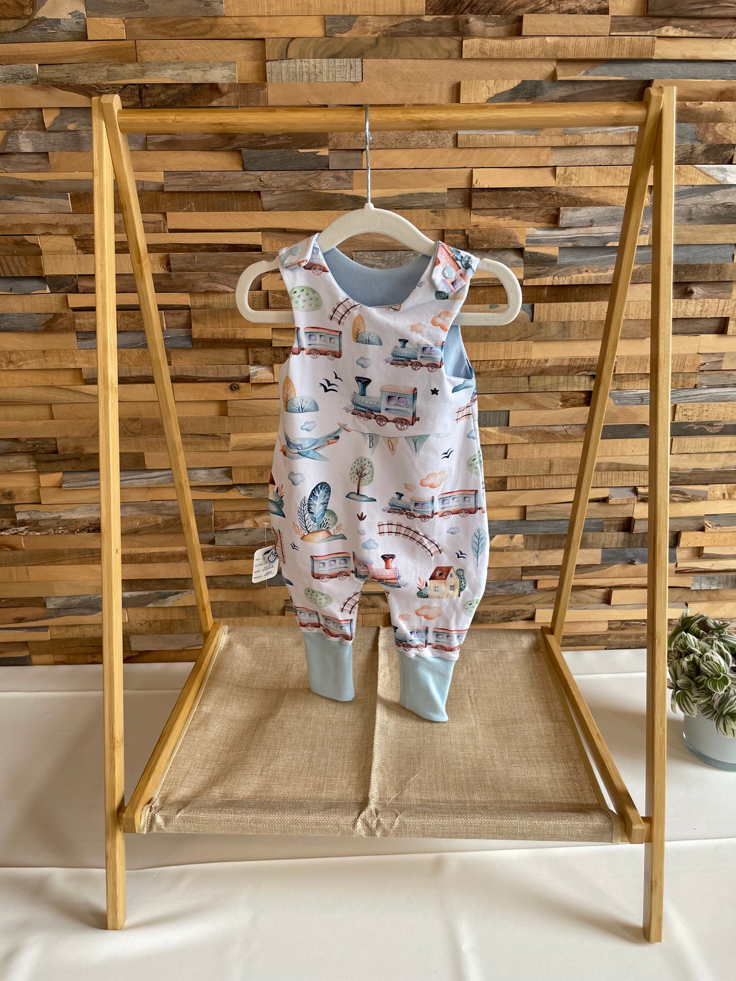 Größe: 50/56 Strampler