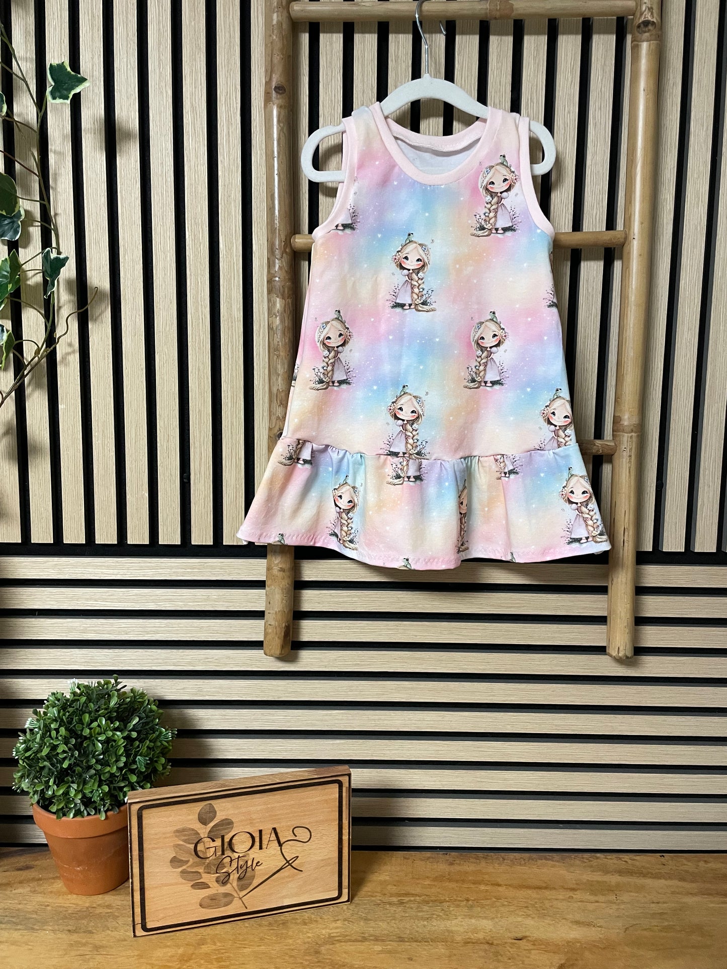 Größe: 98/104 Kleid