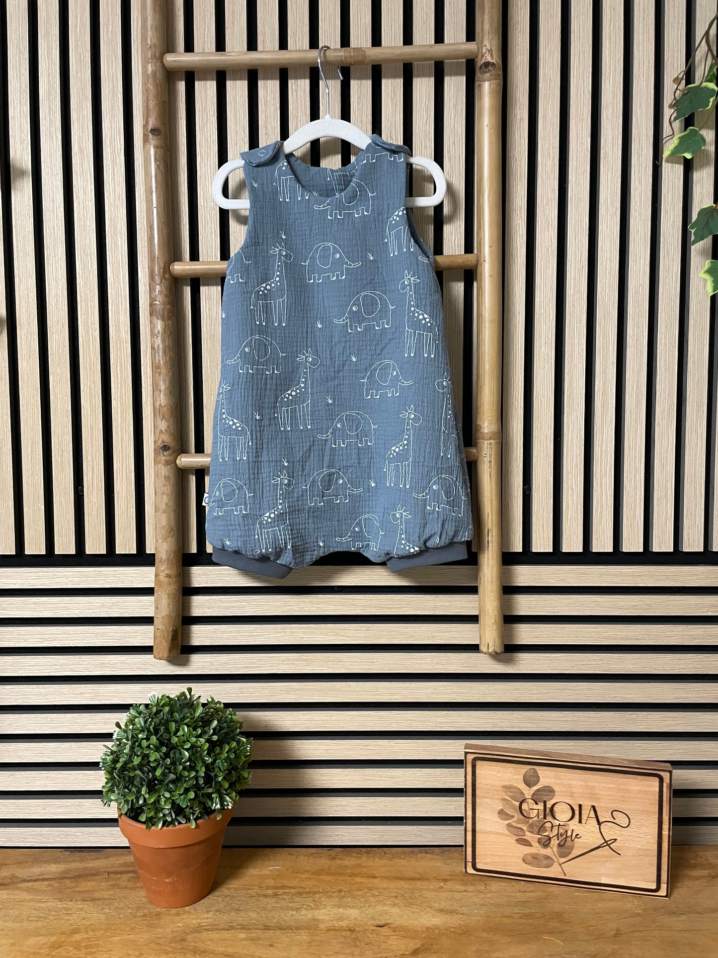 Größe: 86/92 Sommerstrampler