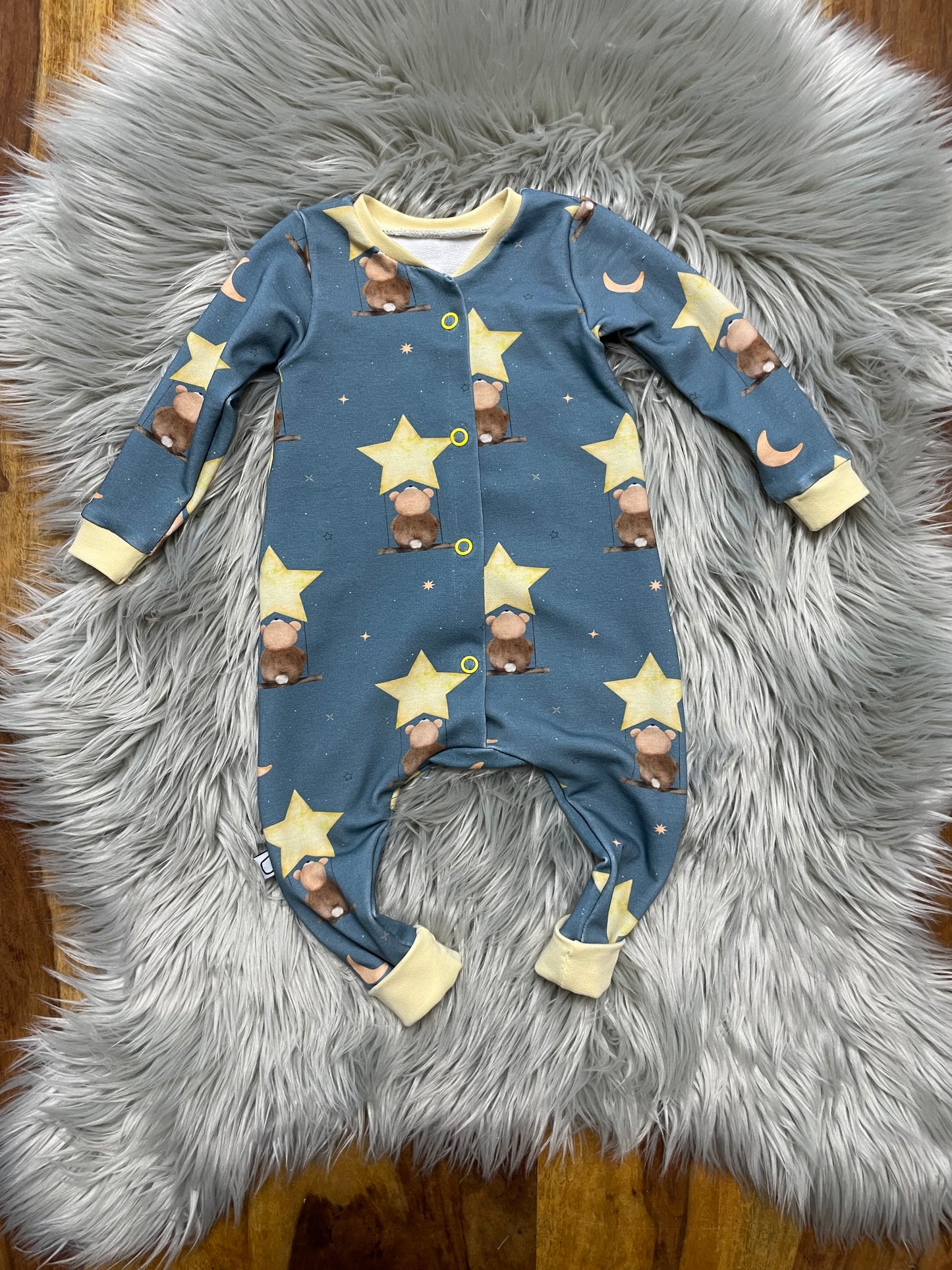 Größe: 50/56 Schlafanzug/Overall "Stern"