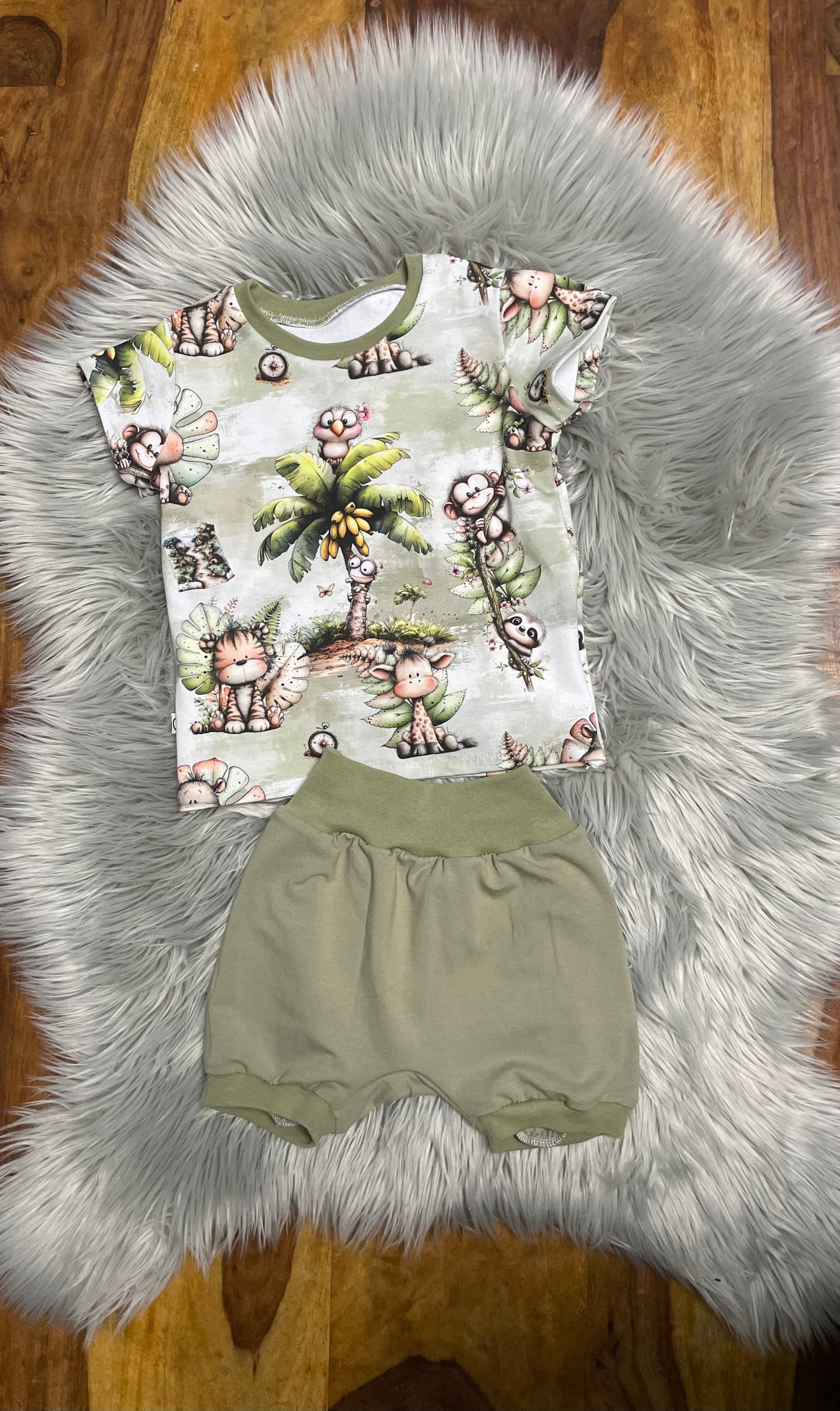 Größe: 86/92 Set Hose + Shirt
