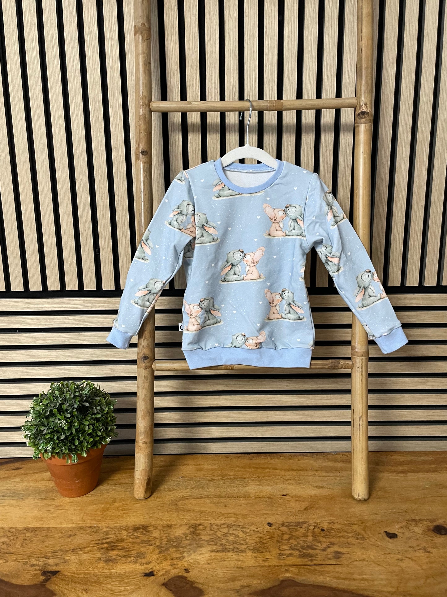 Größe: 86/92 Pulli "Stitch"