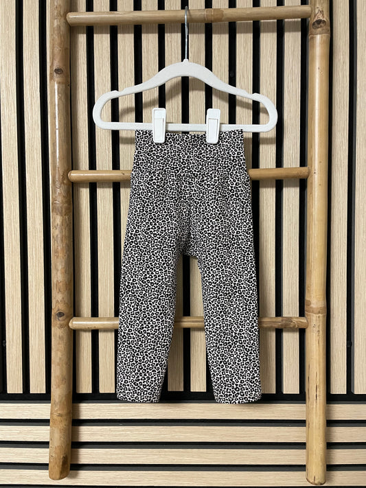 Größe: 62/68 Leggins "Leopard"