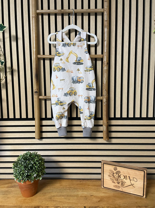 Größe: 80/86 Latzhose