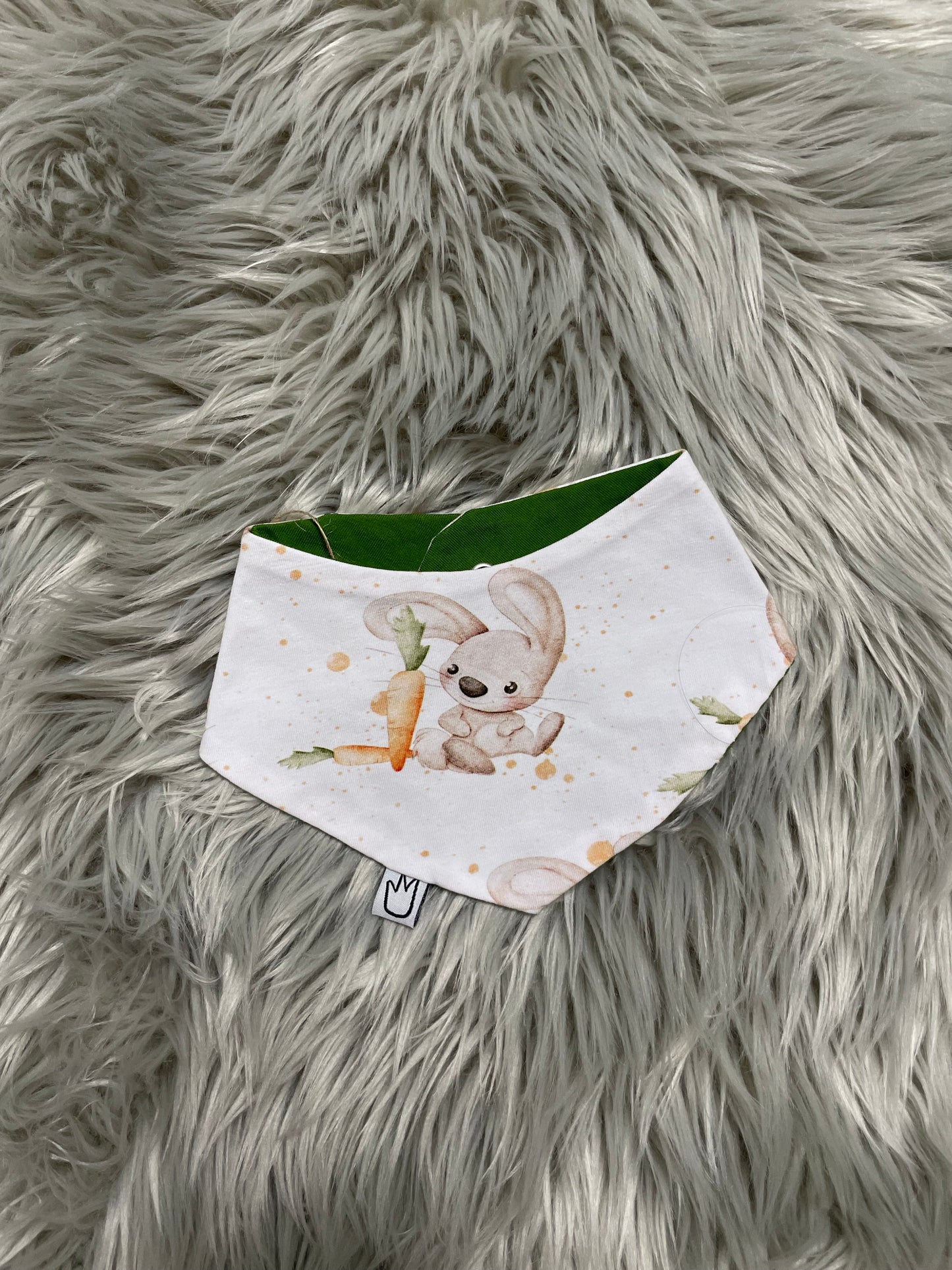 Größe: 50/74 Halstuch "Hase"