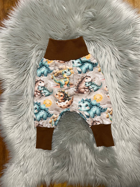 Größe: 62/68 Pumphose Dino