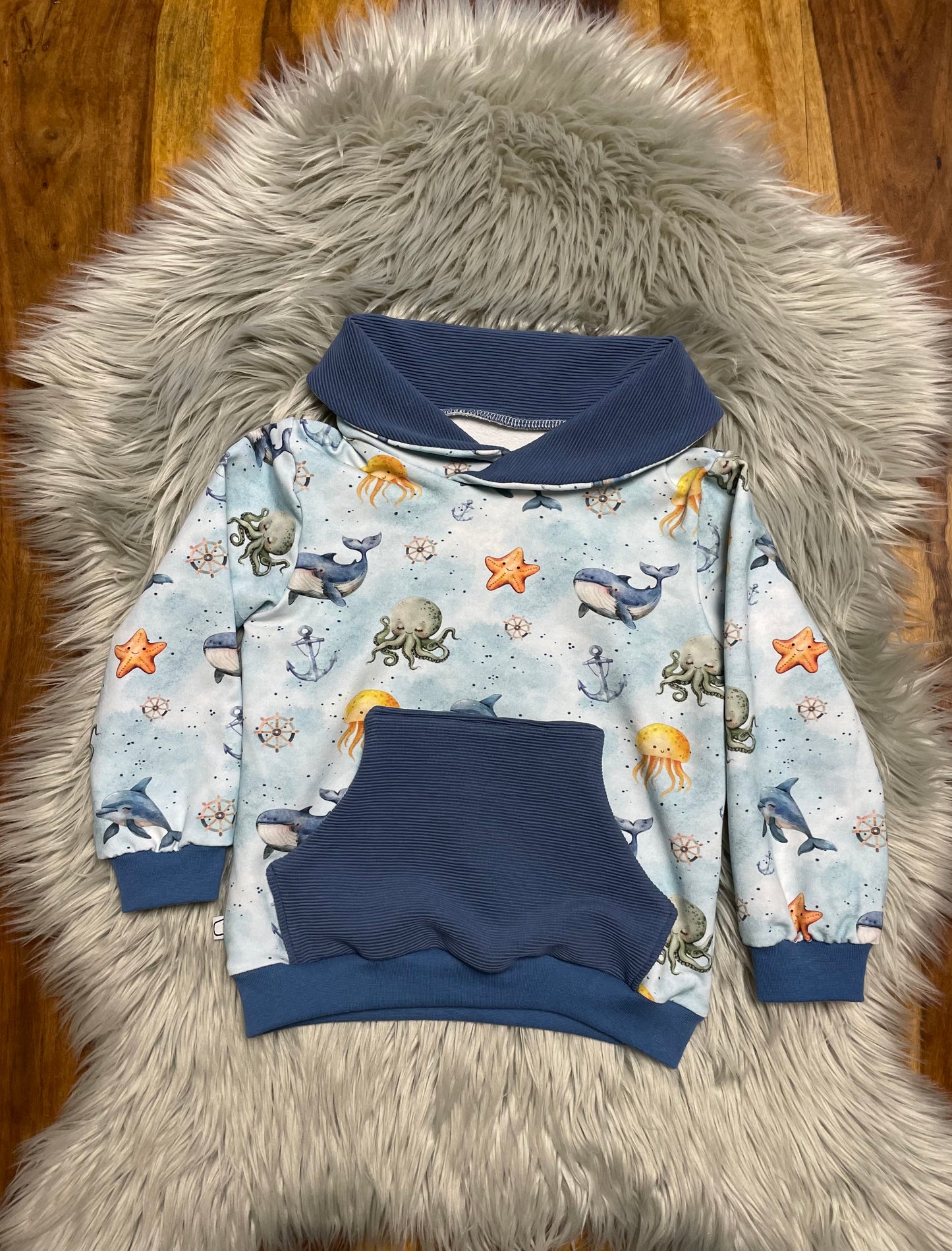 Größe: 98/104 Set aus Pumphose und Pulli