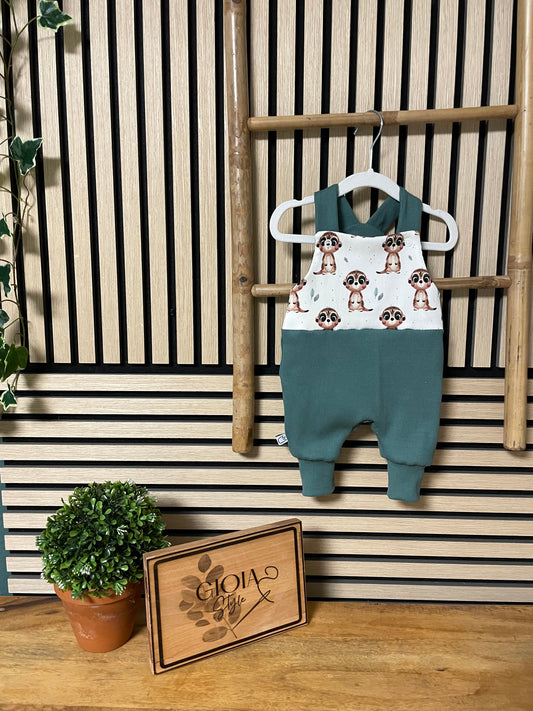 Größe: 56/62 Latzhose