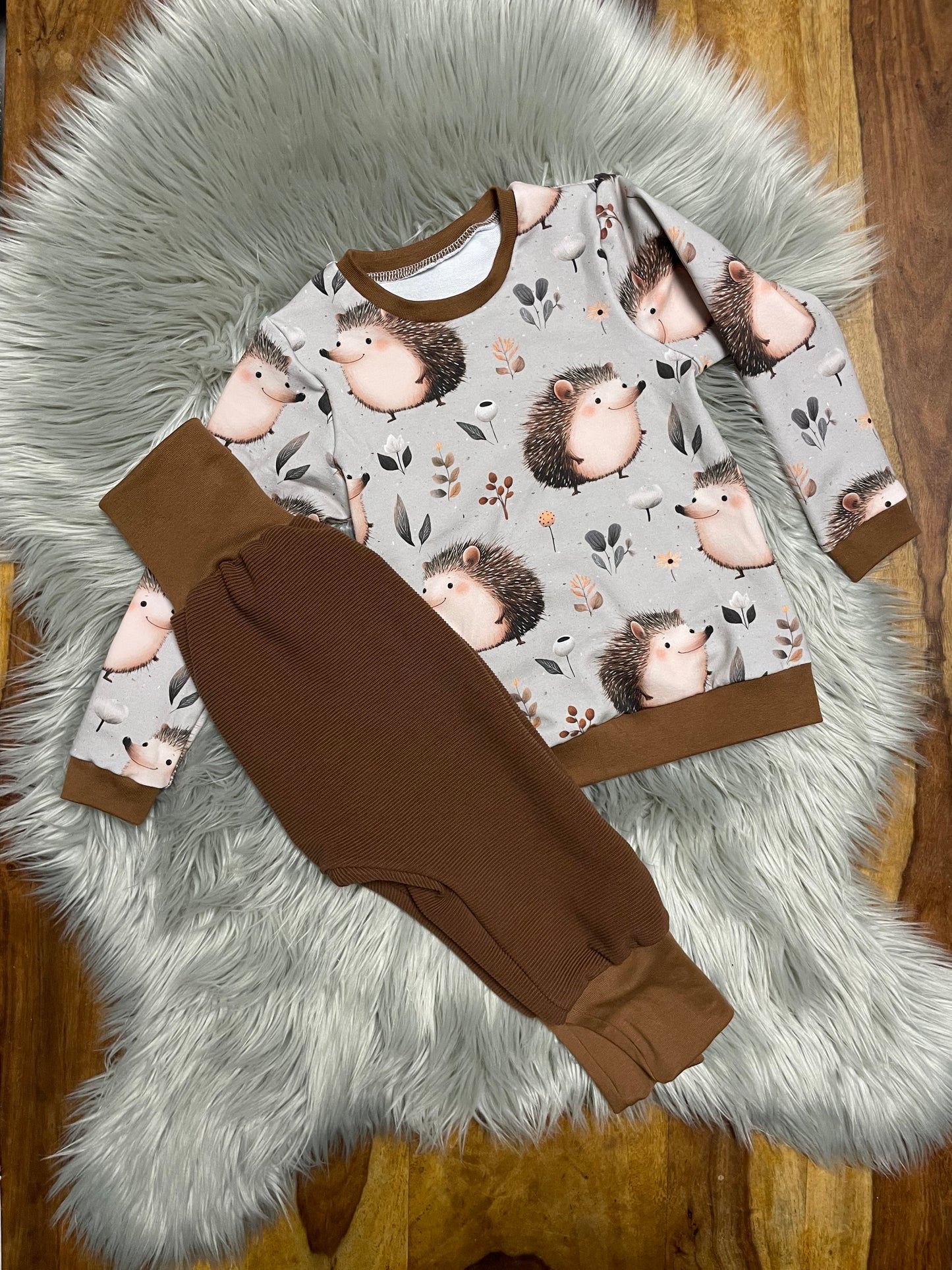 Größe: 86/92 Set "Igel"