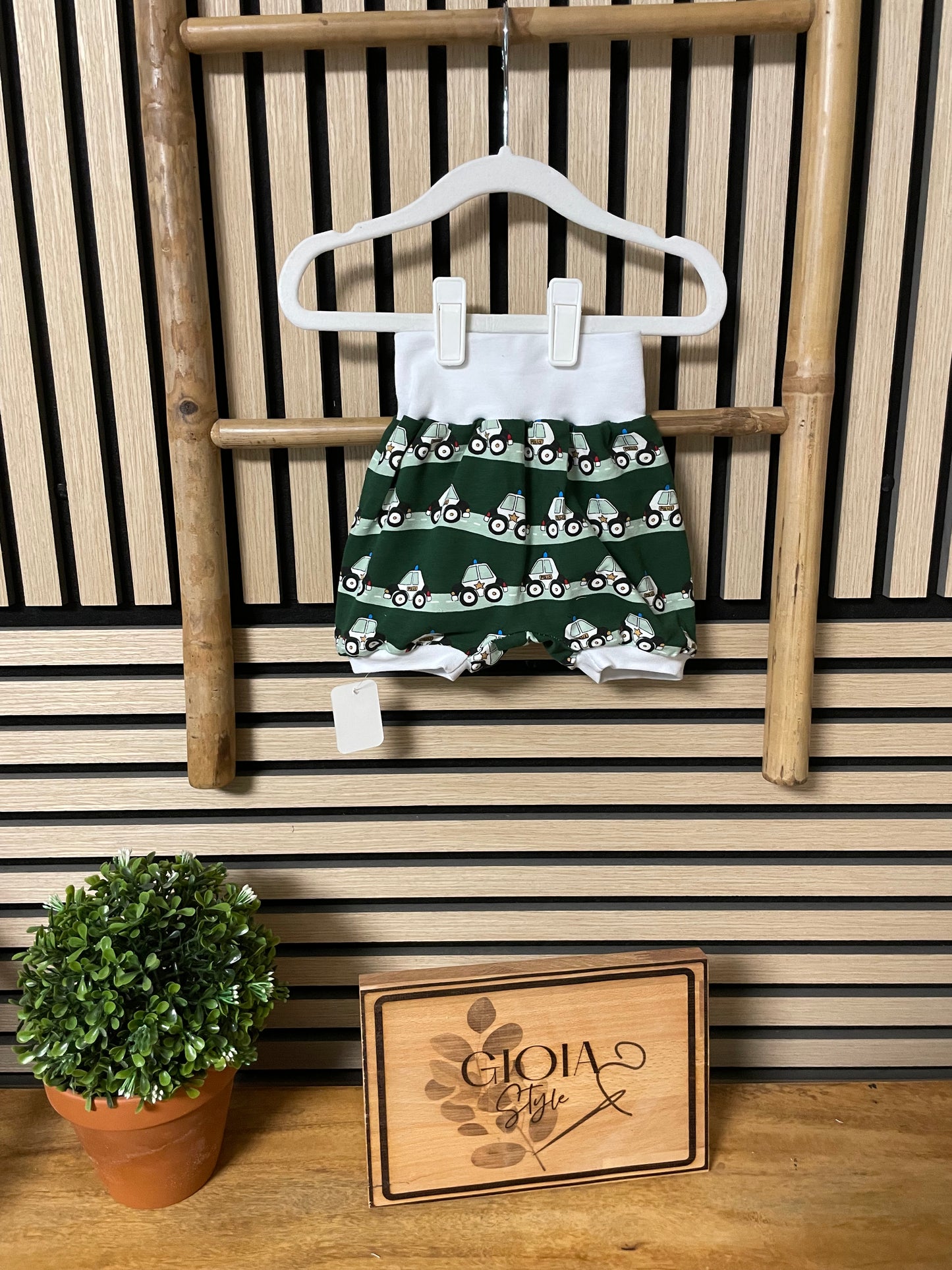 Größe: 68/74 kurze Pumphose