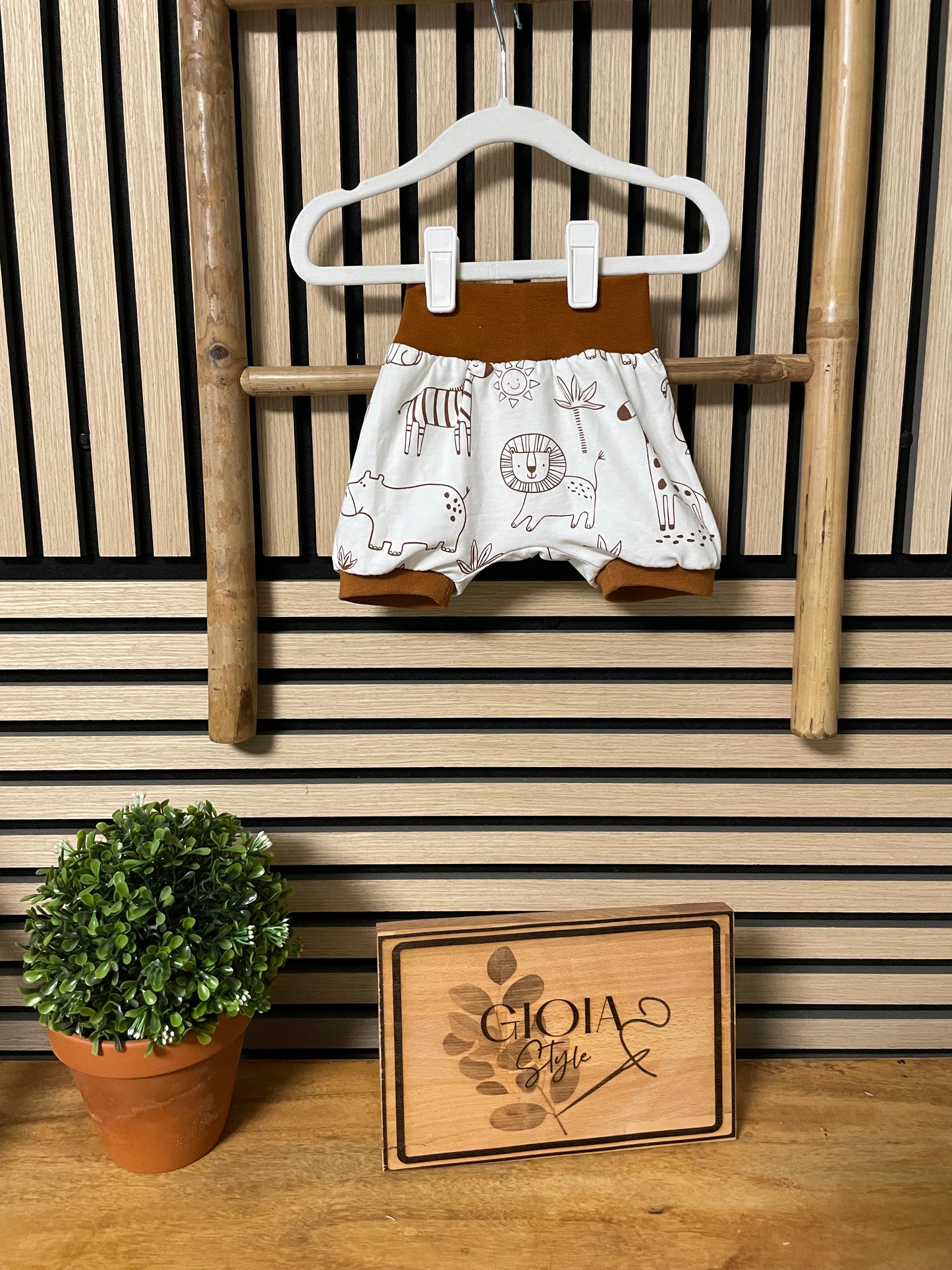 Größe: 56/62 kurze Pumphose Safari