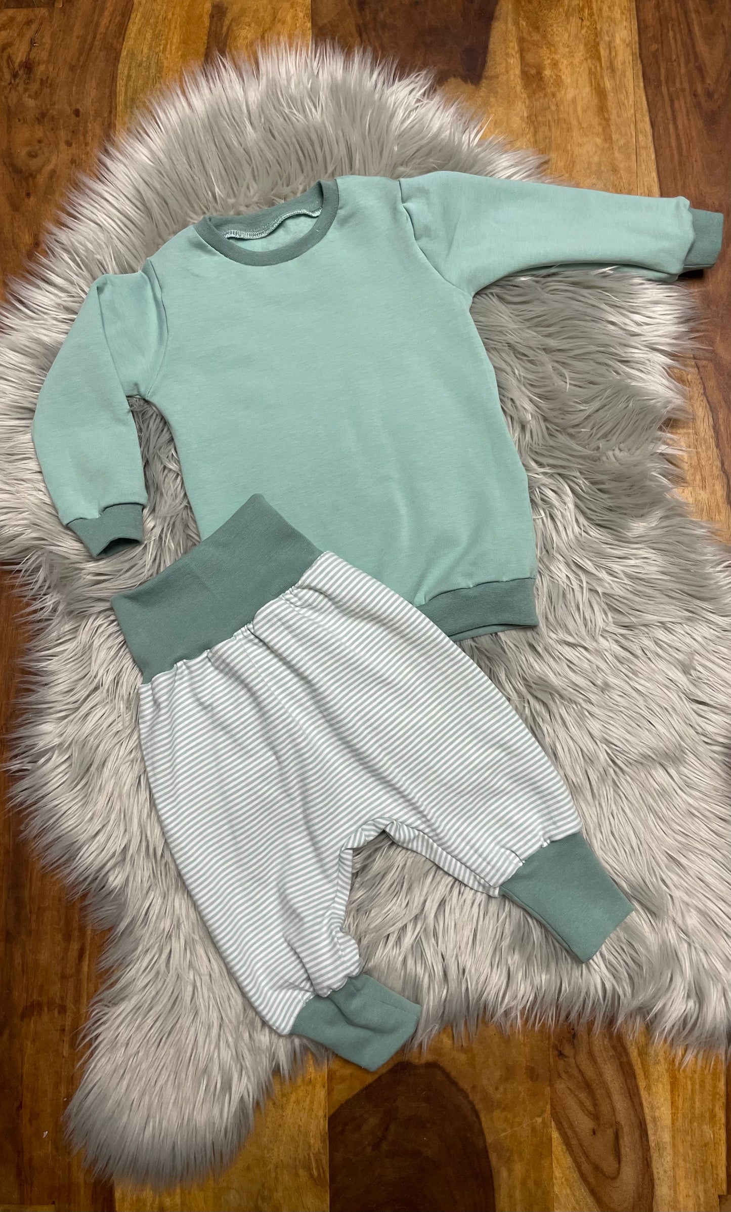Größe: 74/80 Set Pumphose + Pulli